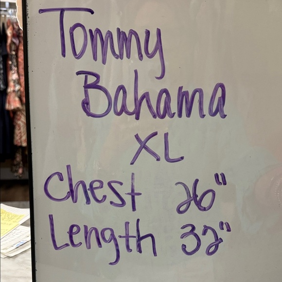 Tommy Bahama Men's Black "2021" Embroidered Short Sleeve Button Down Size XL - Picture 2 of 9